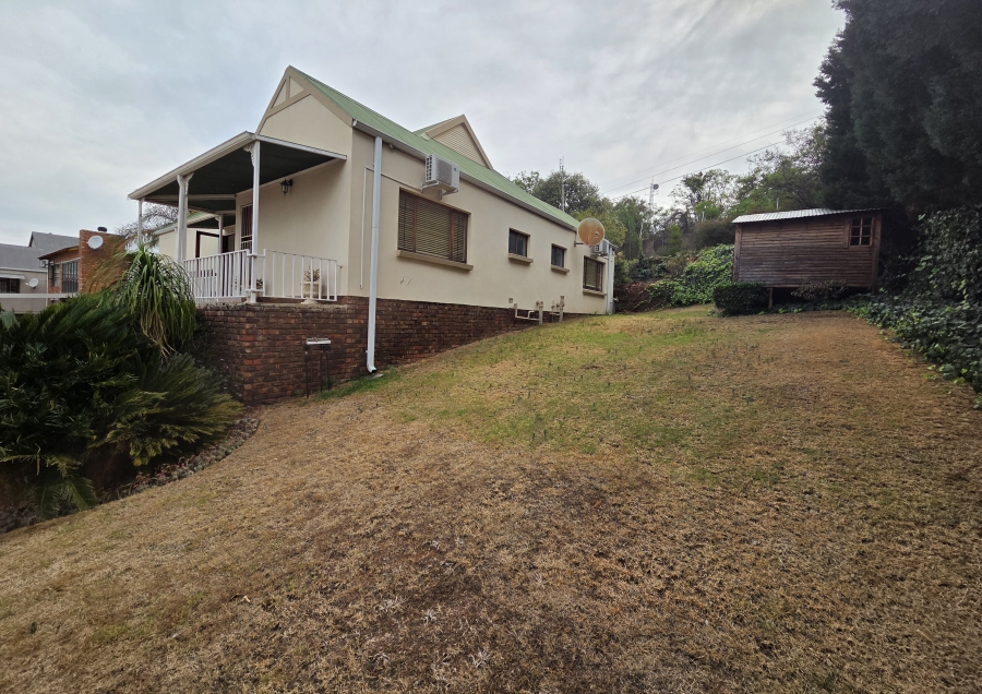 To Let 3 Bedroom Property for Rent in Wilkoppies North West